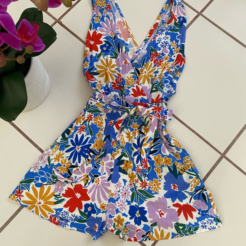 Romper - Picture 2 of 2